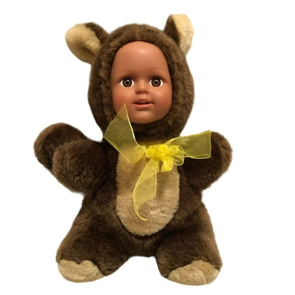 VINTAGE VINYL FACE SQUIRREL STUFFED ANIMAL PLUSH BY KELLY TOY 11" TALL 8" TAIL - Picture 1 of 5